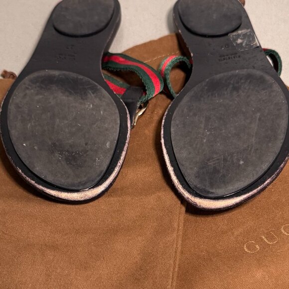 Gucci Authentic GG Logo Stripe Thong Sandals - Picture 14 of 14